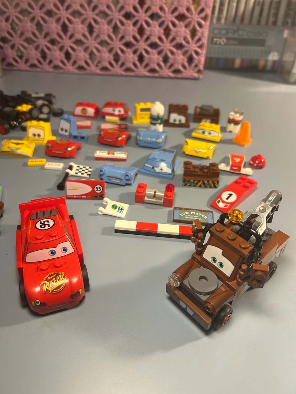 LEGO Disney Pixar Cars Lot with Lightning McQueen and Mater